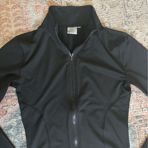 running/active zip up - Picture 4 of 7